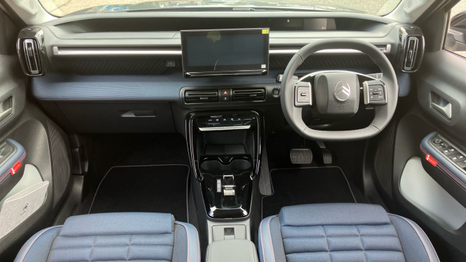 Citroen C3 Aircross 83kW Extended Range Collection 54kWh 5dr Auto Electric Hatchback - Image 10
